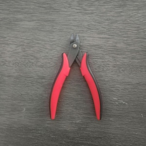 Flush Wire Cutter, Knot Cutter, The BeadSmith, Made in Italy, T30