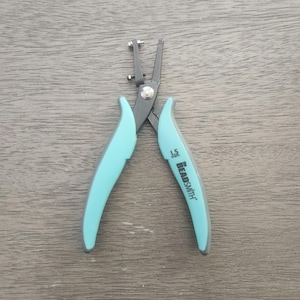 1.5mm 1/16 Inch Metal Hole Punch For 1.3mm Rivets, The BeadSmith, T11