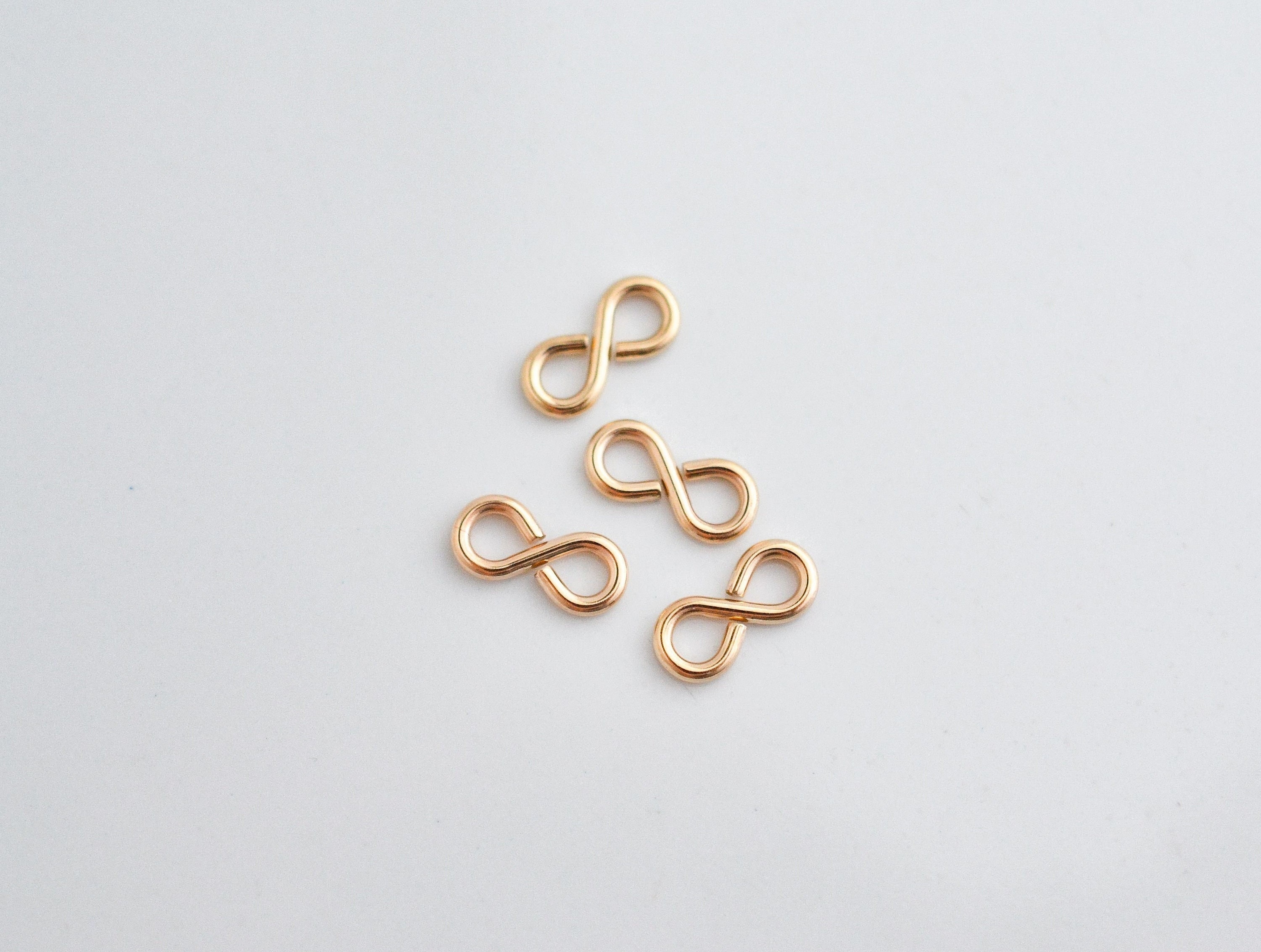 Gold Filled Figure 8 Connector 18 Gauge 4.25x9mm, Made in USA GC111