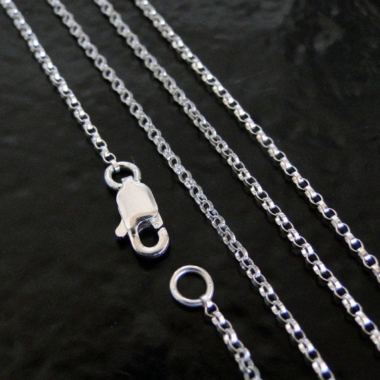 32 Inch .925 Sterling Silver 2.5mm Rolo Chain Necklace With Lobster Clasp 32 Inch .925 Sterling Silver 2.5mm Rolo Chain Necklace With Lobster Clasp