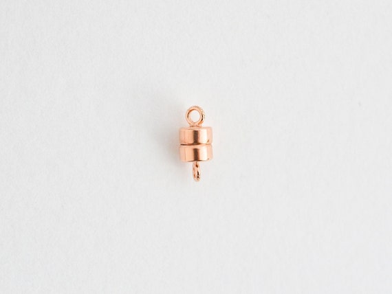 Rose gold shop magnetic clasp