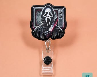 Portatarjetas de identificación de TV con máscara de terror retro, portatarjetas de identificación de enfermera con purpurina negra, portatarjetas de identificación de Halloween inspirado en películas de terror, regalo espeluznante para el sector sanitario