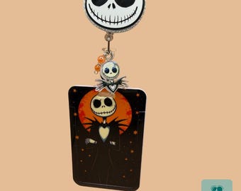 Portatarjetas retráctil con forma de esqueleto para Halloween. Incluye portatarjetas y soporte para tarjetas. Ideal como regalo de Halloween.