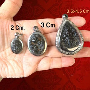 LEK LAI 神聖レクライ ペンダント レア タイ ブラック お守り THAI Lek