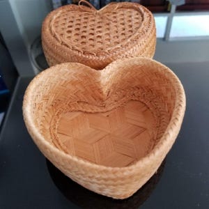 Juego de 2 piezas Kratip - Arroz glutinoso en forma de corazón para almacenar, nuevo patrón, tamaño 5 pulgadas, profundidad 3 pulgadas, más obsequio gratis