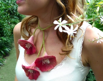 Graceful Felt Necklace in Azalea Pink