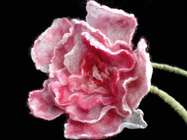 Rosy Rose Necklace/ Bracelet/ Brooch, Felt Rose image 3