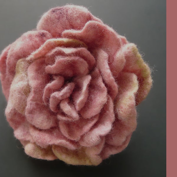 Felt Rose Brooch in 14 Colours (1), Present for Women