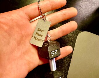 Personalised Dumbbell Keychain – Engraved Steel Plaque, Gym Gift