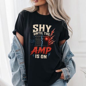 Shy Until The Amp Is On Gitaar Unisex Heavy Cotton Graphic Tee Shirt