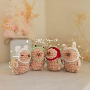 Crochet Capybara Keychain: Handmade Acrylic Plush Toy with Bag