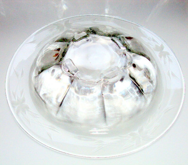 Vintage Glass Bowl Cr. 1950 Large Molded Etched Rim Etsy