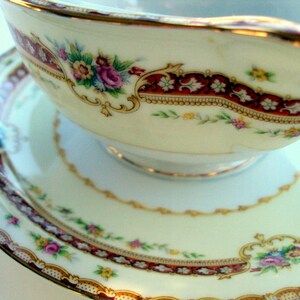 Vintage Meito China 1930s Rhodes Gravy Boat Attached Underplate Japan Asama Crown HolidayTable Christmas Gift French Country image 3