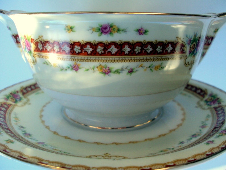 Vintage Meito China 1930s Rhodes Gravy Boat Attached Underplate Japan Asama Crown HolidayTable Christmas Gift French Country image 1