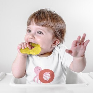 Body personalizado para bebé con estampado de la letra O y nombre / Algodón hipoalergénico de primera calidad / Tejido natural sin tintes / Regalo para recién nacidos, cumpleaños y Navidad