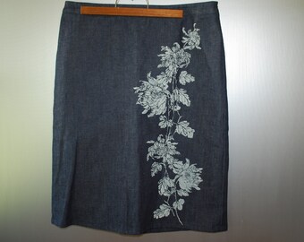 vintage Ann Taylor Jeans Skirt - pencil skirt w/ floral screening - nos - size 14 - 1990's