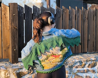 Cropped Denim Jacket: Embroidered Tapestry, Vintage Boho Style