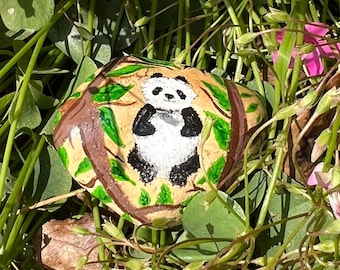 Hand-Painted Panda Rock: Acrylic Animal Art - Garden Decor