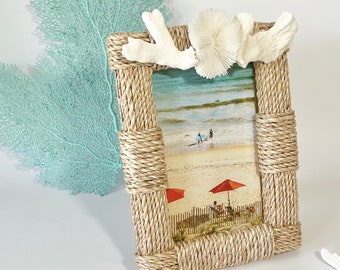 Rope Frame with Coral - 4x6 photo - beach decor coastal summer photo picture frame