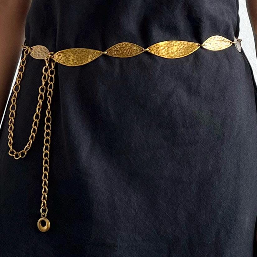 美品【レア】ヴィンテージ チェーンベルト ビジュー付き ゴールド レトロ 美品【レア】ヴィンテージ チェーンベルト ビジュー付き