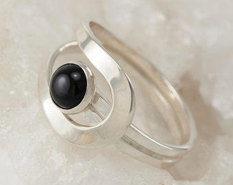 Black Onyx Ring- Black Stone Ring- Sterling Silver Ring- Silver Stone Ring- handmade modern silver jewelry- black onyx