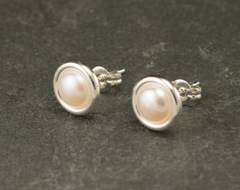 Pearl Studs- Pearl Earrings- Pearl Stud Earrings- June birthstone- Silver Pearl Earrings- Sterling Silver Studs- Pearl Post Earrings