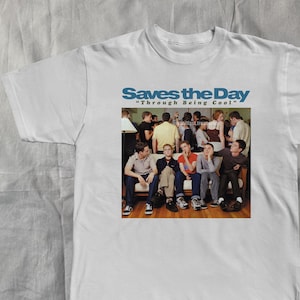 Räddar dagen-t-shirt genom att vara kewl emo punk jul-t-shirt