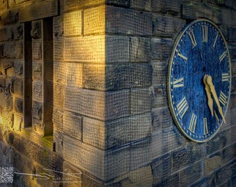Torre del Reloj de Benicia en Morning Sun — cara de la torre del reloj