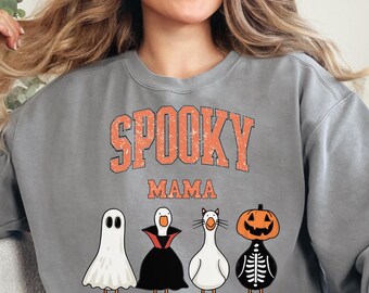 Gruseliges Halloween Mama Goose Sweatshirt in Komfortfarben, Goose Halloween Sweatshirt, Halloween Gift Sweatshirt