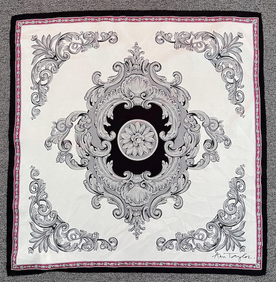 Vintage Ann Taylor Silk Handkerchief Bandana Pocket Square  display picture 1