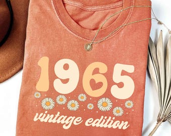 60th Wildflower Tshirt, Vintage 60th Birthday T-shirt, 60th Birthday Gift, 60th Birthday Women, 60th Birthday Friend, 1965 Birthday Shirt