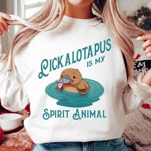 Lickalopus Is My Spirit Animal png, Retro Trending png, Zabawny mem cyfrowy do pobrania, Png Unisex Tee S947 shan SAC Sublimacja Design