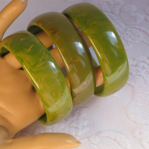 3 Bracelet Bakelite Bangle Stack Lot Marbled Olive Green & Butterscotch Wide Chunky Rich Patina Vintage c.1940's