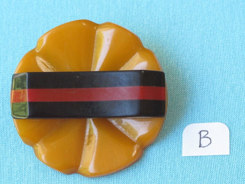 Button Bakelite Huge Carved Laminated Marbled Butterscotch Red Black NBS Large 1 34 Across Vintage 1930s 1940s Metal Shank Coat Sweater B