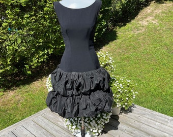 Cocktail Dress Bubble Skirt Black Crepe Taffeta Vintage 1980's Goth Dance Club Waist 24" Puffball