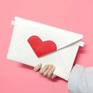 Elegant Heart Envelope Bag