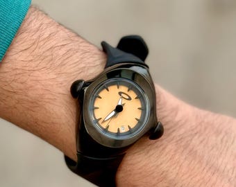 Vintage Oakley Watch Blade hype y2k avantgarde opium gorpcore outdoor silver japan usa steel