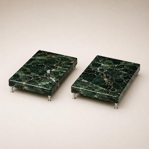 Soporte para altavoz de mármol natural verde a medida, plataforma para tocadiscos, con puntas.