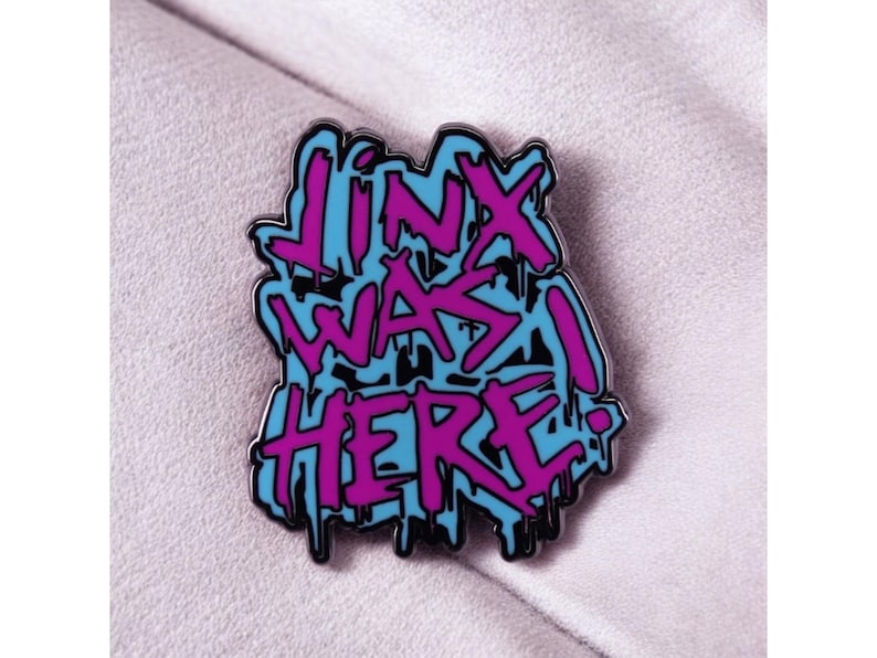 Jinx Arcane League Of Legends Enamel Pin, Lol Cosplay Accessory, Bag pack Pin Lapel Badge, Gift for Game Lovers