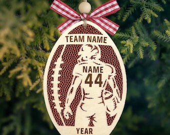 パーソナライズされたサッカーオーナメント2025 – カスタム彫刻木製クリスマス記念品