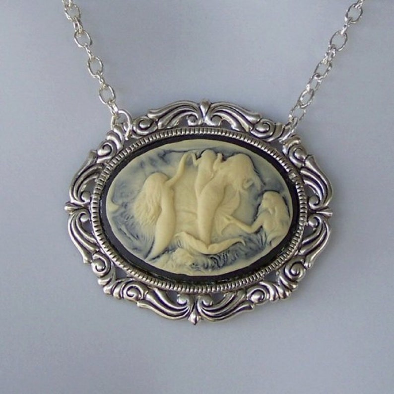 Under the Sea Siren of the Sea Pendant Adult Mermaid Necklace Victorian Art Nouveau Theme Brooch Pin Necklace combination