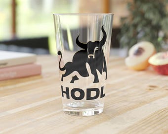 HODL Bull Pint Glass, 16oz - Cryptocurrency Investor Gift, Crypto Beer Glass, Bitcoin Glassware, Stock Market Drinking Glass, Finance Trader