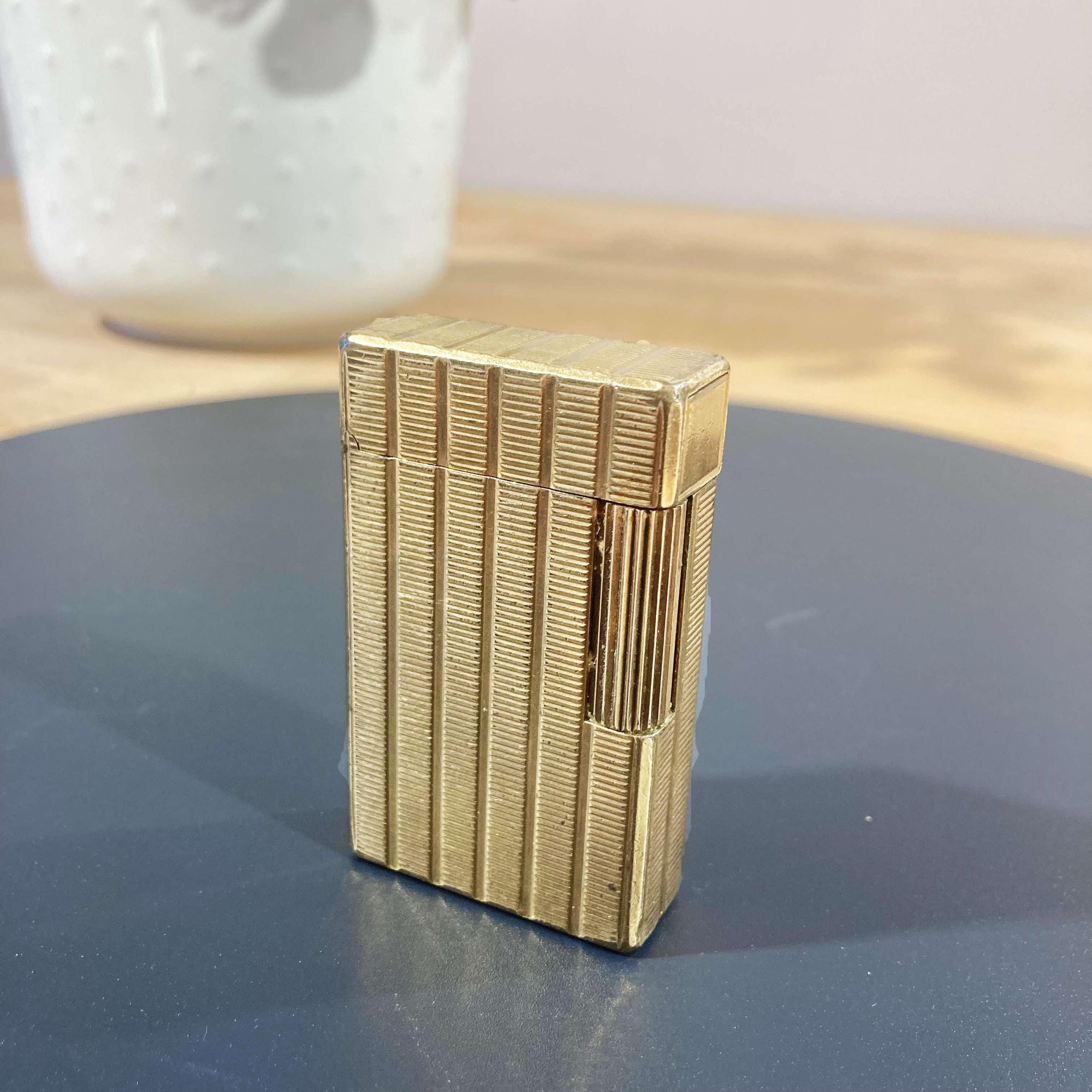 dupont 灰皿　デュポン　希少　レア Amazon.co.jp: S.T.Dupont Cigar Club 灰皿 : ファッション