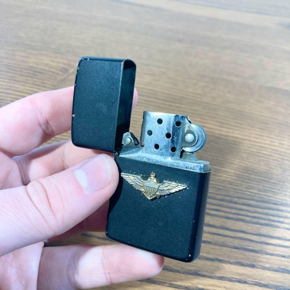 Zippo U.S. Navy Aviator Wings • Matte Black • Vintage USA Military
