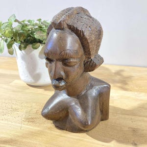 Hand carved wooden tribal bust, primitive style, vintage African art in mahogany ? 1950