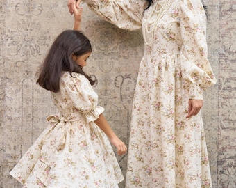 Floral Mommy and Me Dress Set – Crinkle Long Sleeve Matching Outfits