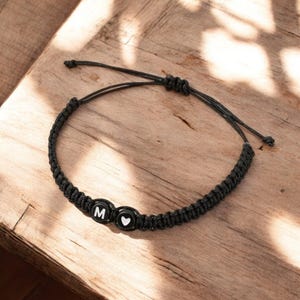 Pulsera de corazón con inicial de 26 letras, trenzada A-Z hecha a mano, con nombre ajustable, joyería de amistad personalizada para mujeres y hombres.