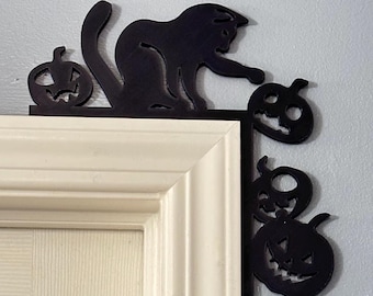 Halloween Cat and Pumpkin Door Corner Decor - Seasonal Fall Welcome Sign for Halloween Entryway, Spooky Autumn Decor