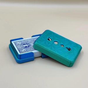 3D Printed Playing Card Deck Holder: Travel & Home Game Organizer