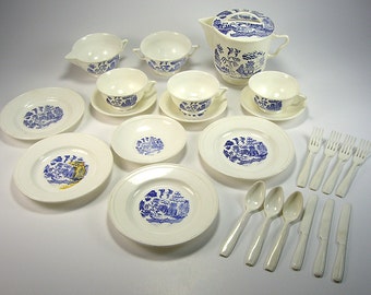 Pretend Play Plastic Dinnerware and Tea Set, Blue Willow, Asian, (25) Piece Set, Toy Cups and Plates , Children's Pretend, Doll Display